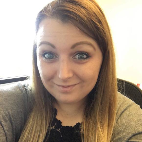 Meet your Posher, Elizabeth - Picture 1 of 1